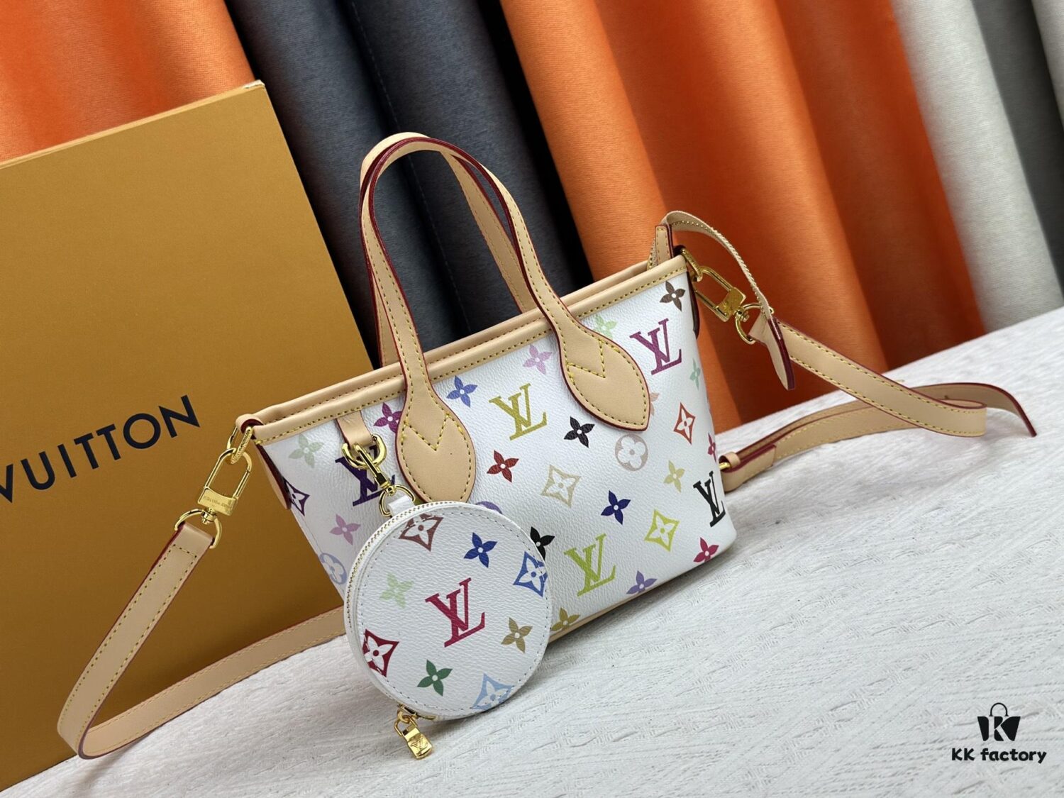 M46705 NEVERFULL BB Bag in White with Tricolor Design, Collaborated with Takashi Murakami