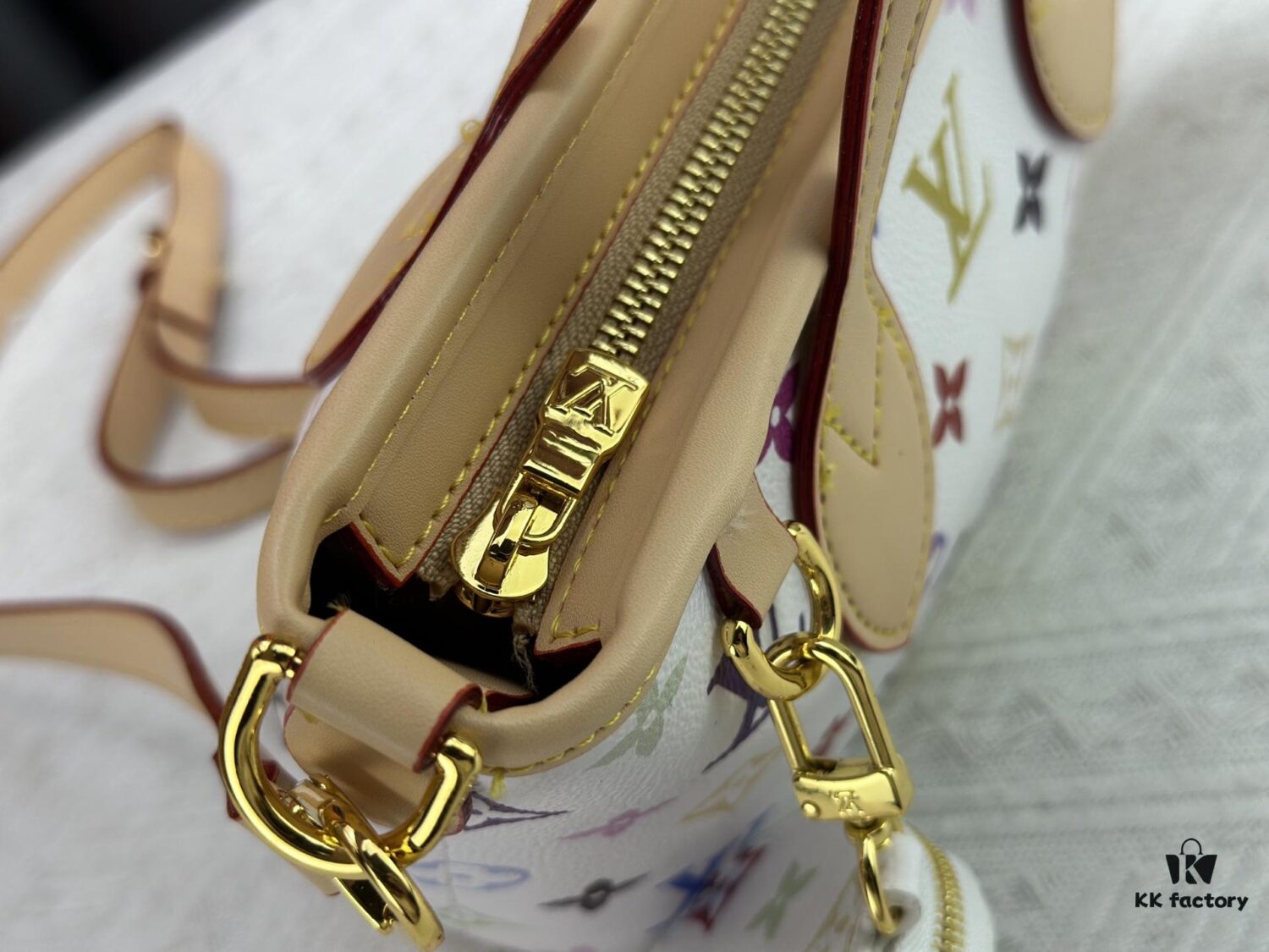 M46705 NEVERFULL BB Bag in White with Tricolor Design, Collaborated with Takashi Murakami