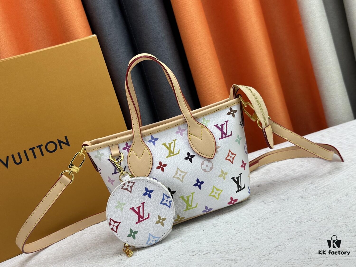 M46705 NEVERFULL BB Bag in White with Tricolor Design, Collaborated with Takashi Murakami