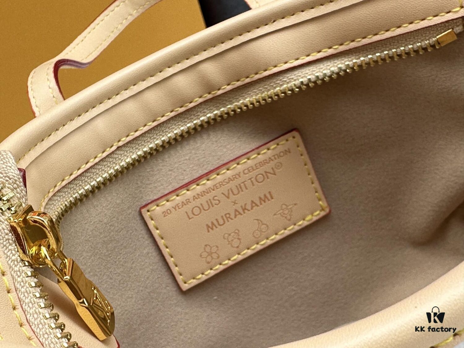 M46705 NEVERFULL BB Bag in White with Tricolor Design, Collaborated with Takashi Murakami