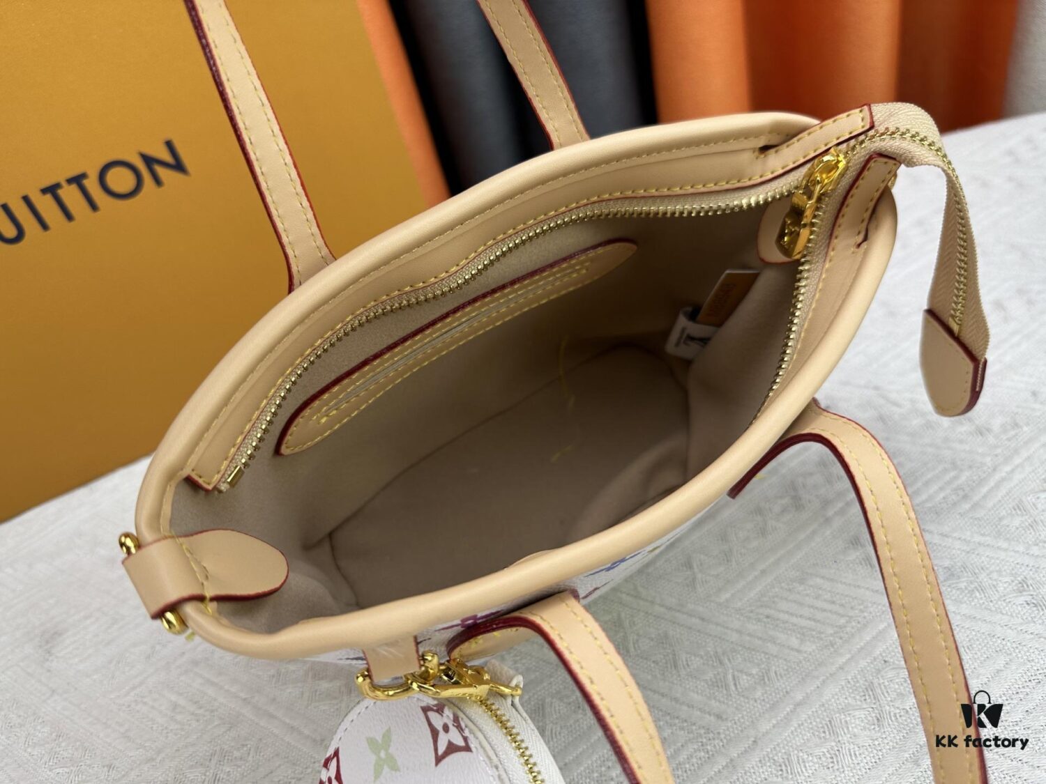 M46705 NEVERFULL BB Bag in White with Tricolor Design, Collaborated with Takashi Murakami