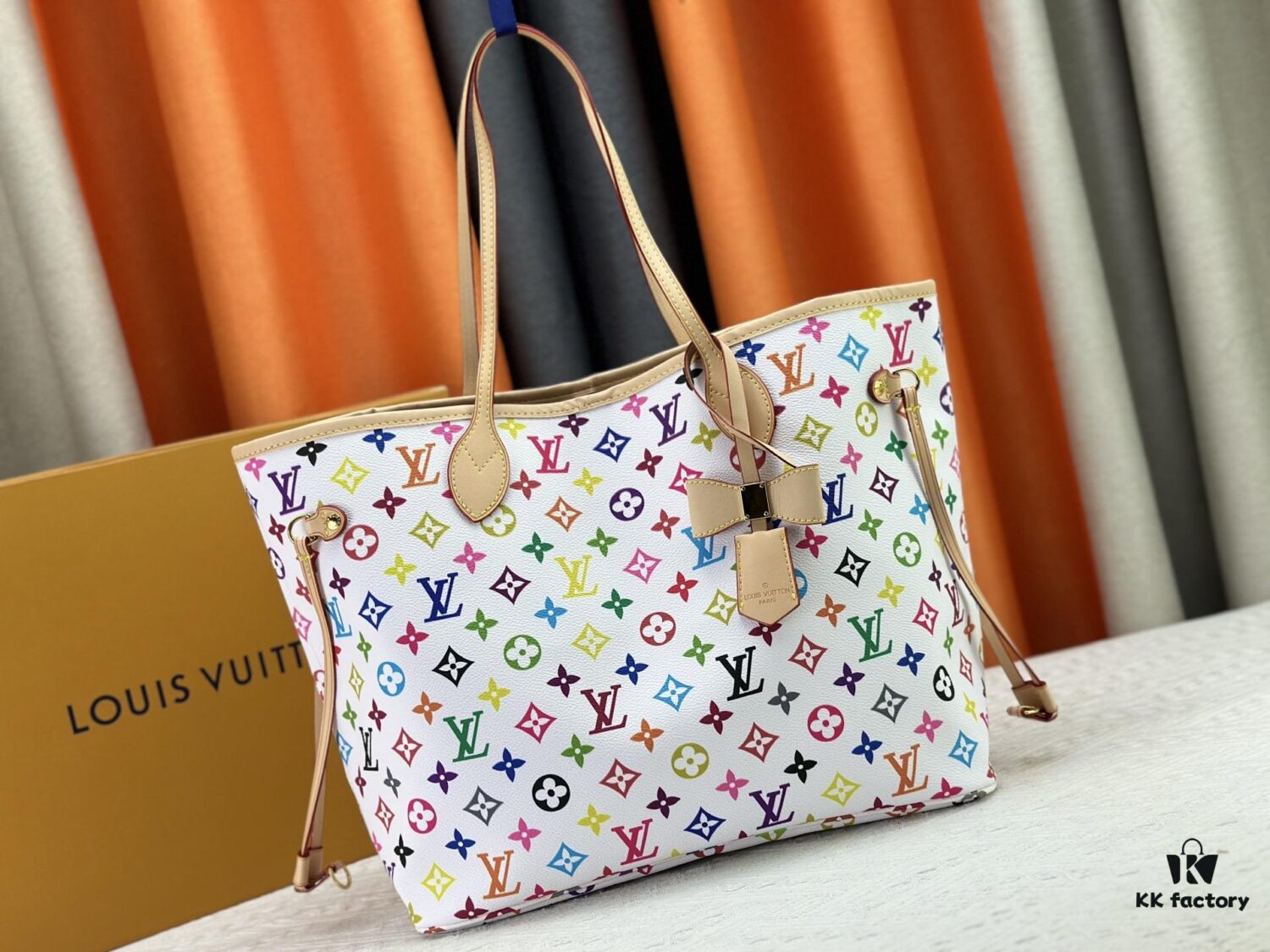 Upgraded Original M13675 M13271 M40995 This Medium Neverfull Bag from the Louis Vuitton x Takashi Murakami Re-Edition Collection