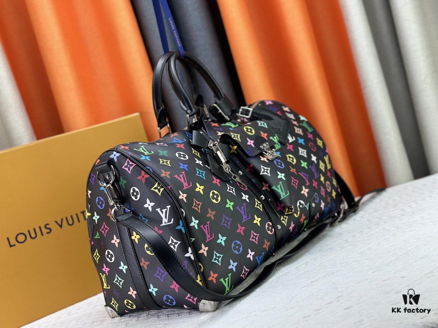 M13742 Multicolor White and Black Travel Bag New Arrival LV x TM KEEPALL BANDOULIÈRE 45