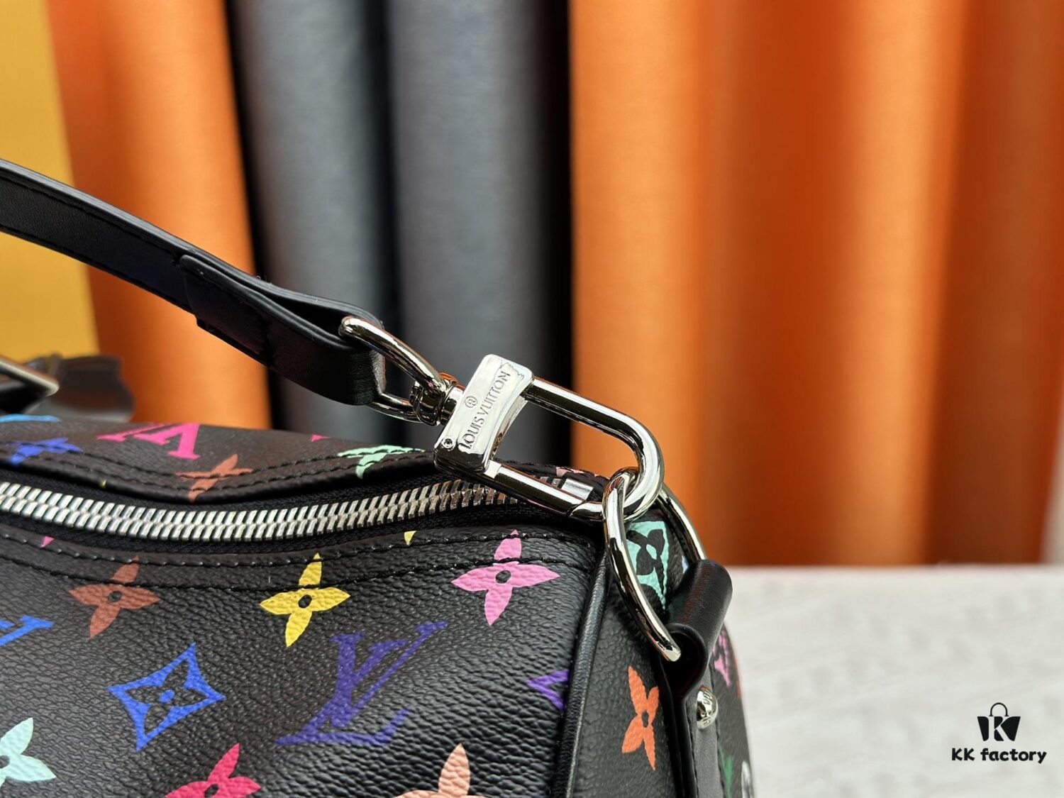 M13742 Multicolor White and Black Travel Bag New Arrival LV x TM KEEPALL BANDOULIÈRE 45