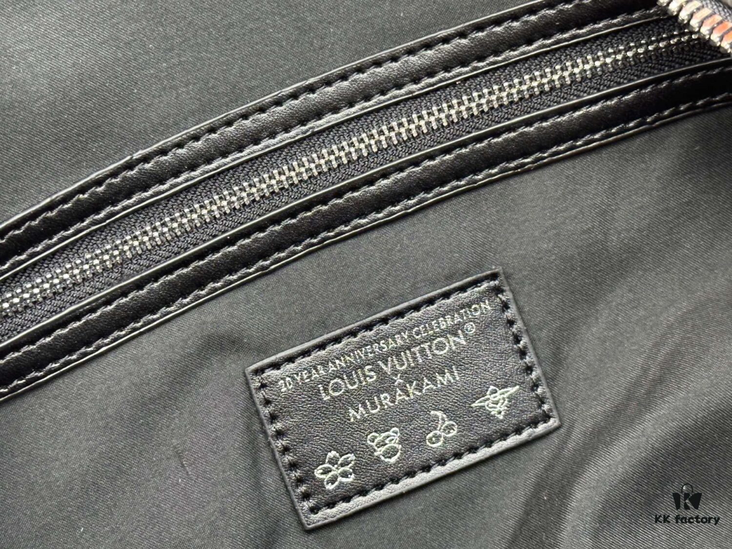 M13742 Multicolor White and Black Travel Bag New Arrival LV x TM KEEPALL BANDOULIÈRE 45