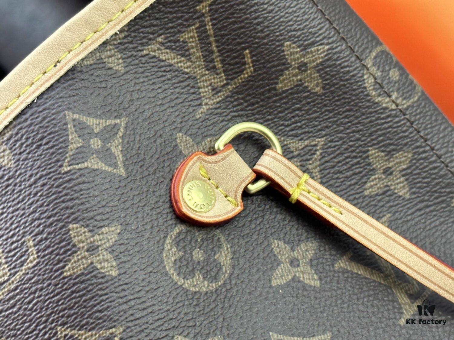 Upgraded Original M13675 M13271 M40995 This Medium Neverfull Bag from the Louis Vuitton x Takashi Murakami Re-Edition Collection