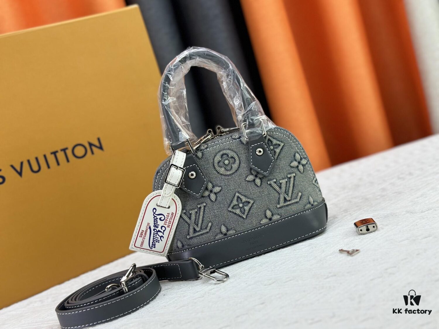 Upgraded Original Embossed Denim [Alma Nano Shell Handbag] M82717 Mini Shell Bag Series New Launch Nano Alma Bag