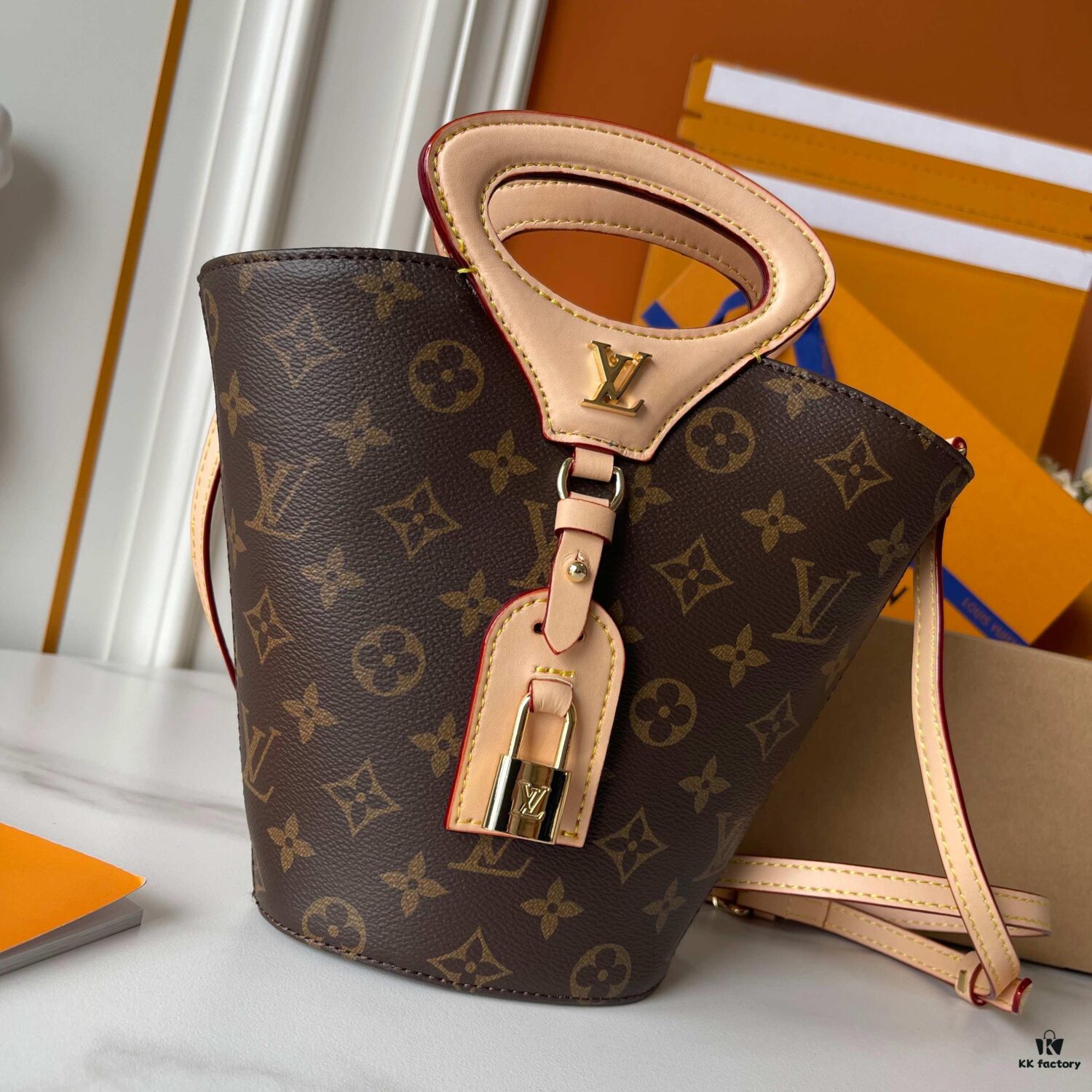 Upgraded M14680 M13480 Nicolas Ghesquière Presents Rivage BB Bag from Louis Vuitton's Spring-Summer 2025 Runway