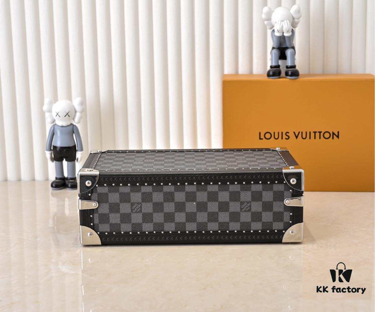 Top-Grade Original M4700B [Exclusive Shoot, Upgraded Authentic Version] 8-Watch Case with Black Grid and Purple Interior