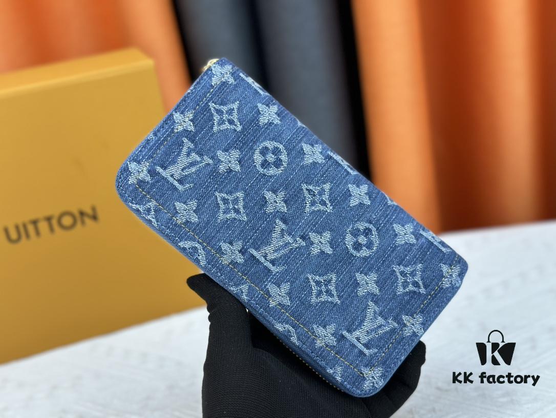 M82958 Blue Denim Zippy Wallet Collection