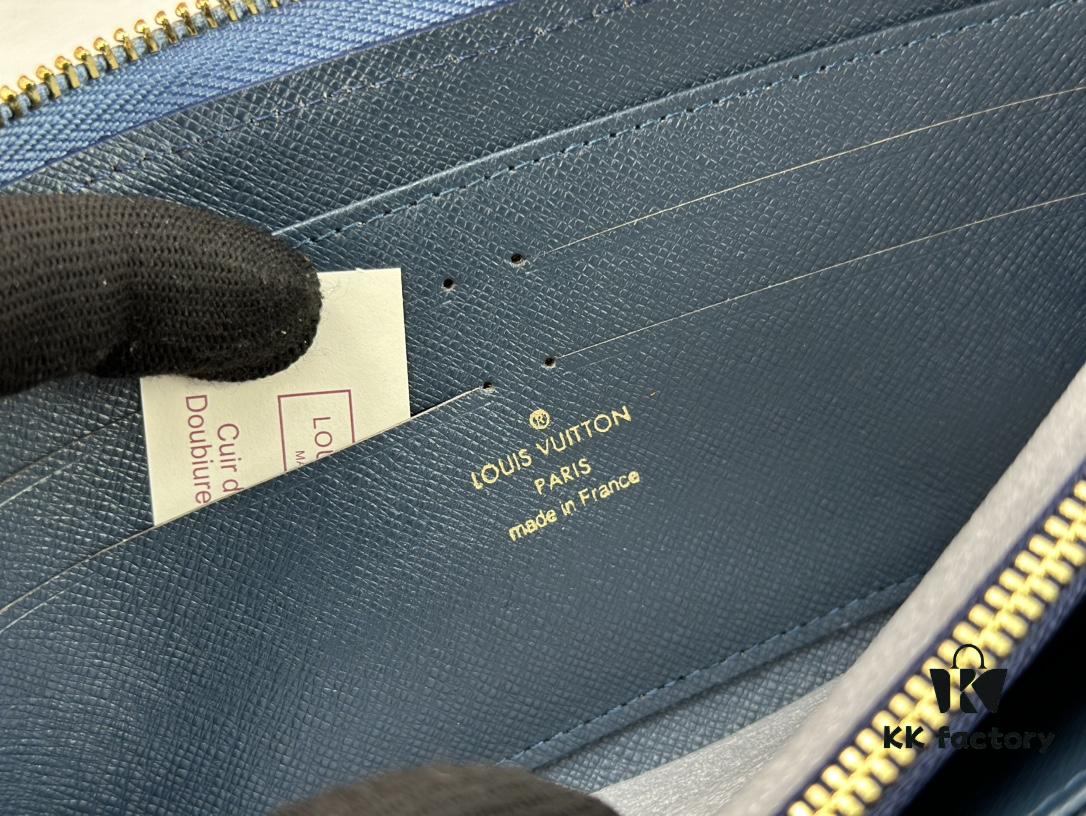 M82958 Blue Denim Zippy Wallet Collection