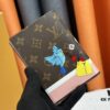 Wallet M60410 Monogram Bird 👏👏 Vivienne Holidays 2022 Collection Passport Holder Celebrating Louis Vuitton's Travel Spirit