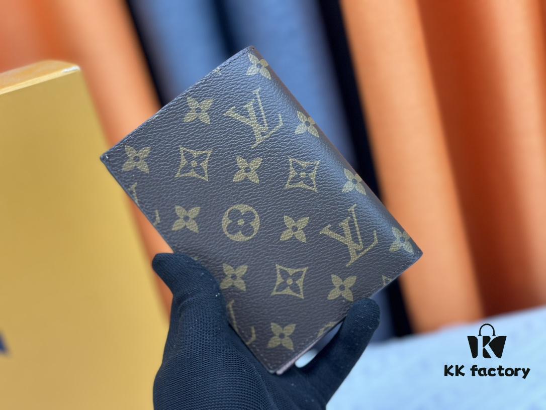 Wallet M60410 Sakura Pink 👏👏 Vivienne Holidays 2022 Collection Passport Holder Celebrates Louis Vuitton's Travel Spirit