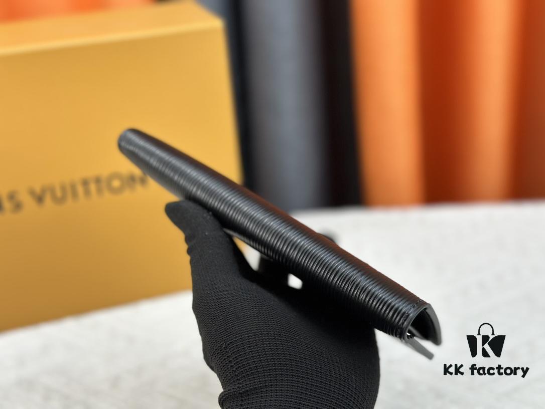 Wallet Model: N62665 Water Wave Yellow M63513 Louis Vuitton Classic Brazza Wallet