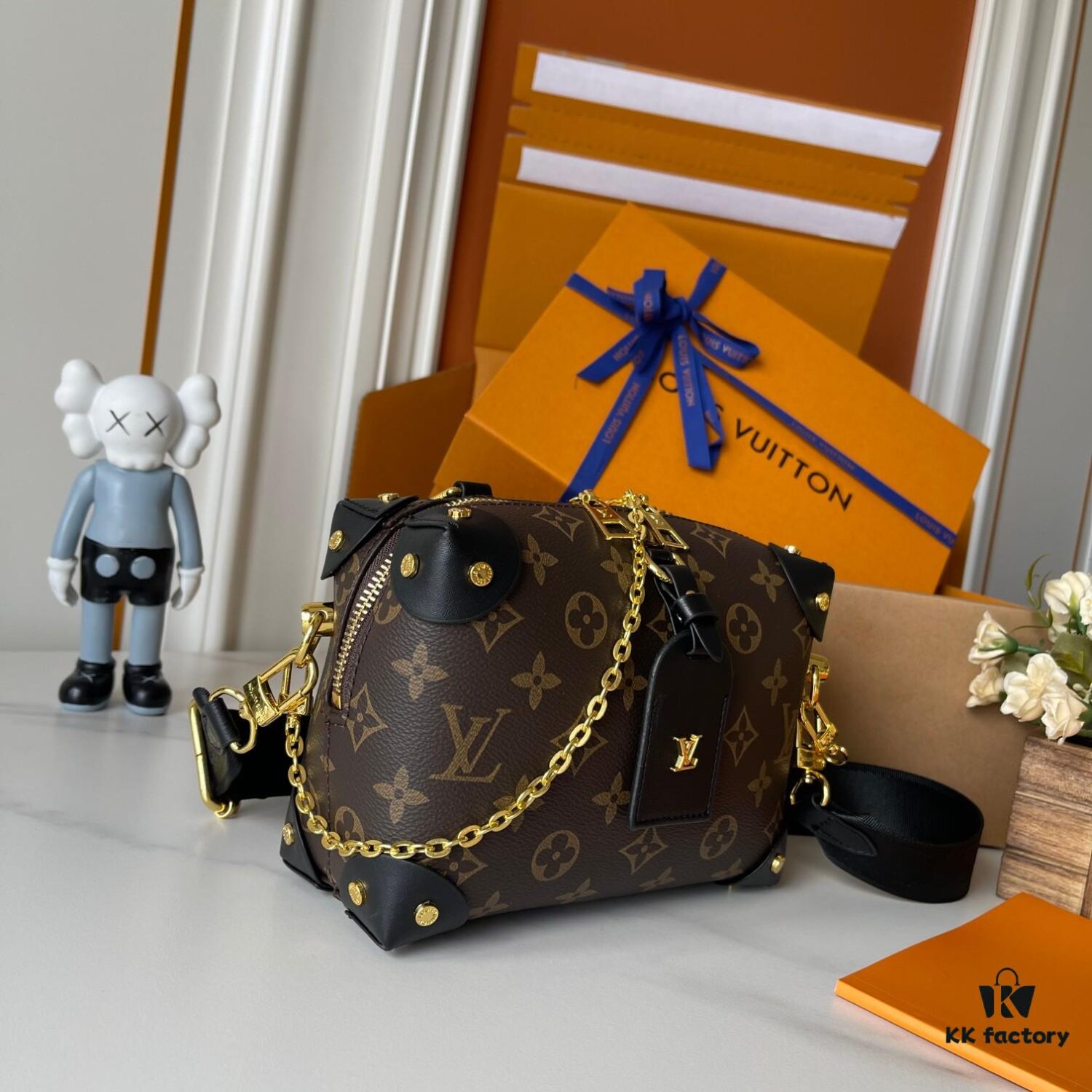 Upgraded Version 160... Premium Quality Original Edition 🦋🦋 M45571 Black / M45531 Pink M56319 M45392 M56319 Petite Malle Souple Handbag