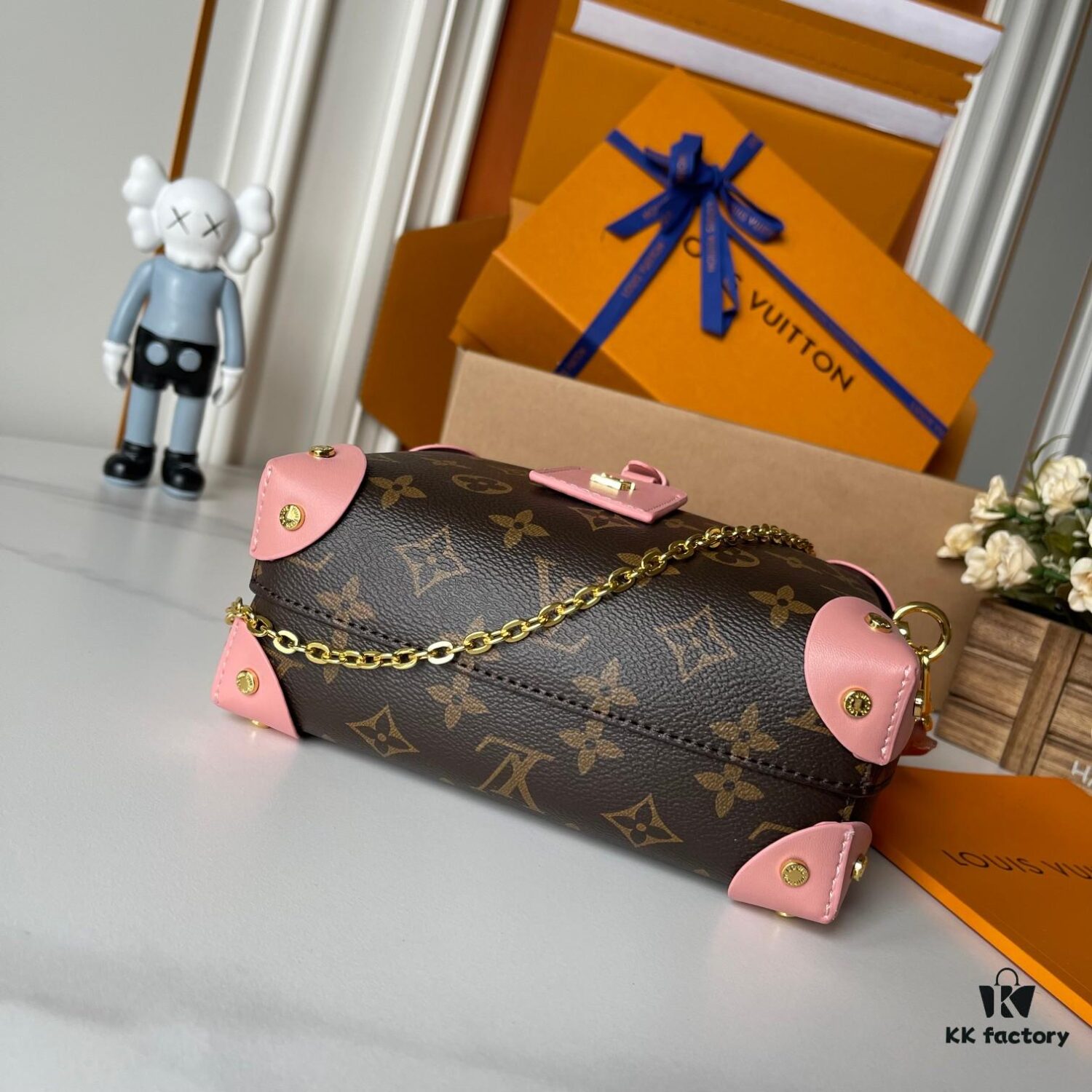 Upgraded Version 160... Premium Quality Original Edition 🦋🦋 M45571 Black / M45531 Pink M56319 M45392 M56319 Petite Malle Souple Handbag