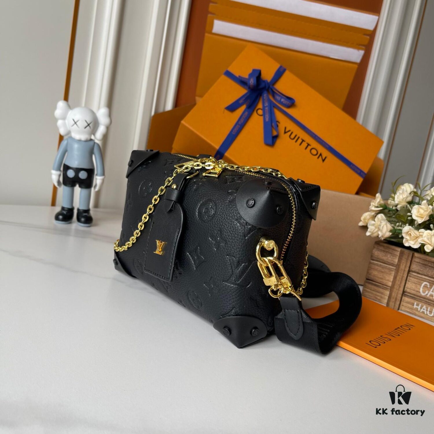 Upgraded Version 160... Premium Quality Original Edition 🦋🦋 M45571 Black / M45531 Pink M56319 M45392 M56319 Petite Malle Souple Handbag