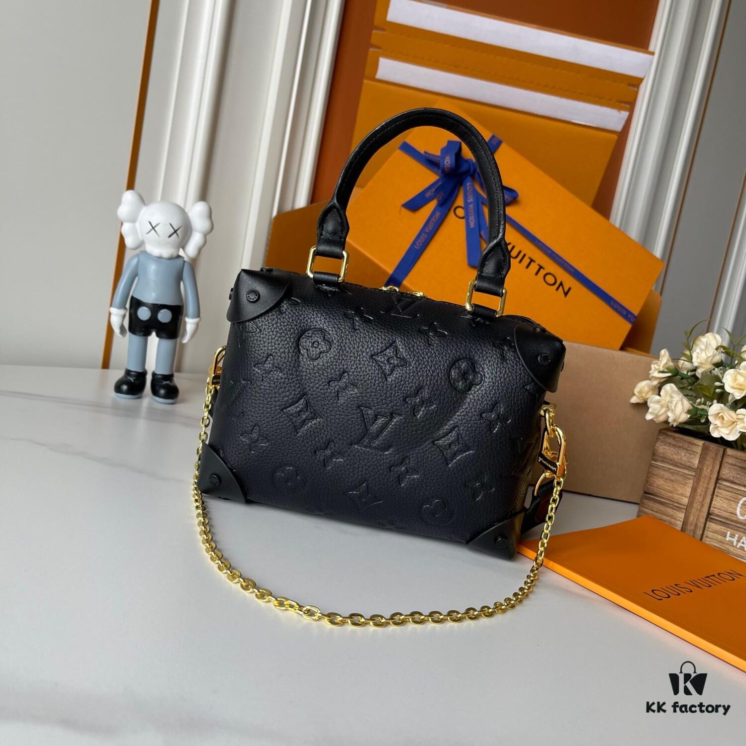 Upgraded Version 160... Premium Quality Original Edition 🦋🦋 M45571 Black / M45531 Pink M56319 M45392 M56319 Petite Malle Souple Handbag