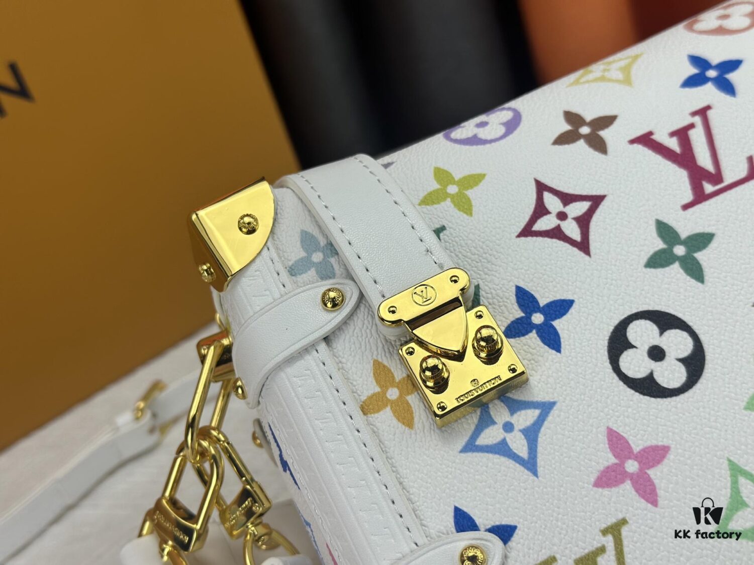 M14046 M46358 Black Tricolor White Tricolor Side Trunk Medium Handbag