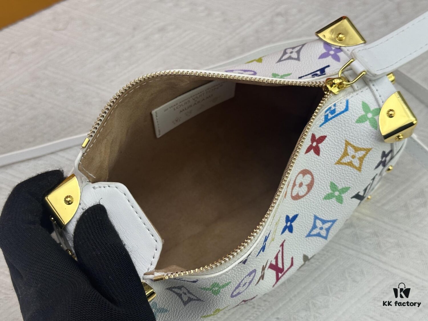 M14046 M46358 Black Tricolor White Tricolor Side Trunk Medium Handbag