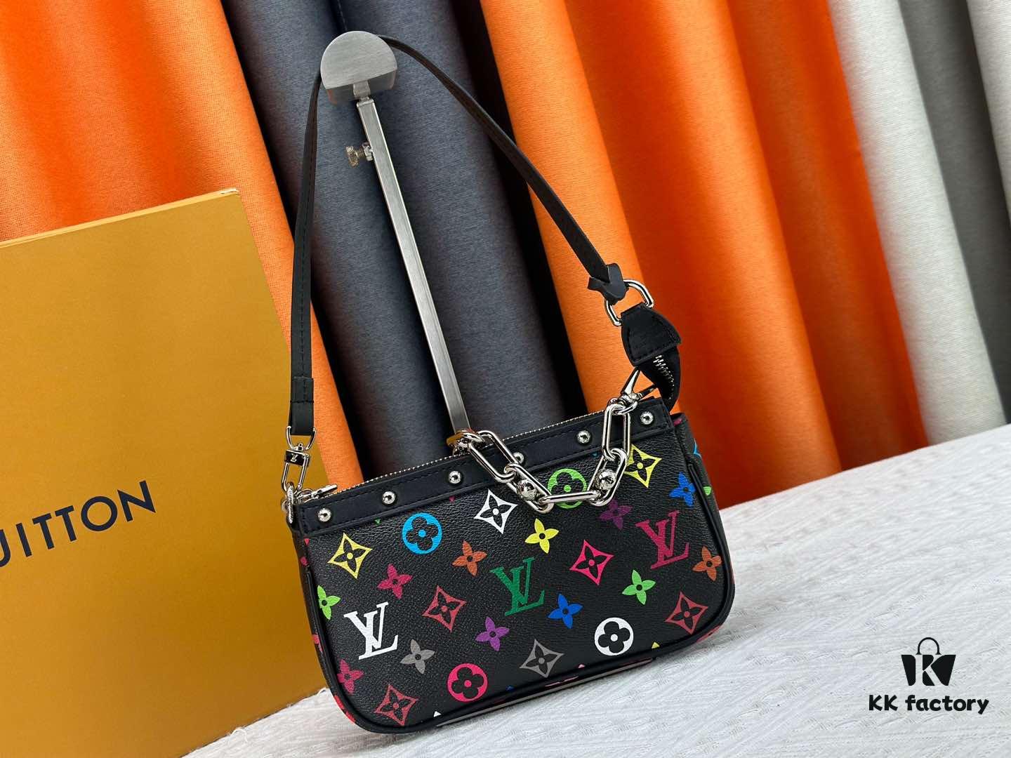 M13404 M13663 Black Color White Color This Pochette Accessoires handbag is crafted from coated canvas featuring a vibrant Monogram pattern, showcasing the dynamic collaboration between Louis Vuitton and Takashi Murakami. Trimmed with cowhide leather and accented with striking metal hardware, it highlights meticulous craftsmanship. The detachable shoulder strap and chain allow for versatile carrying options. Dimensions: 22x13x4cm