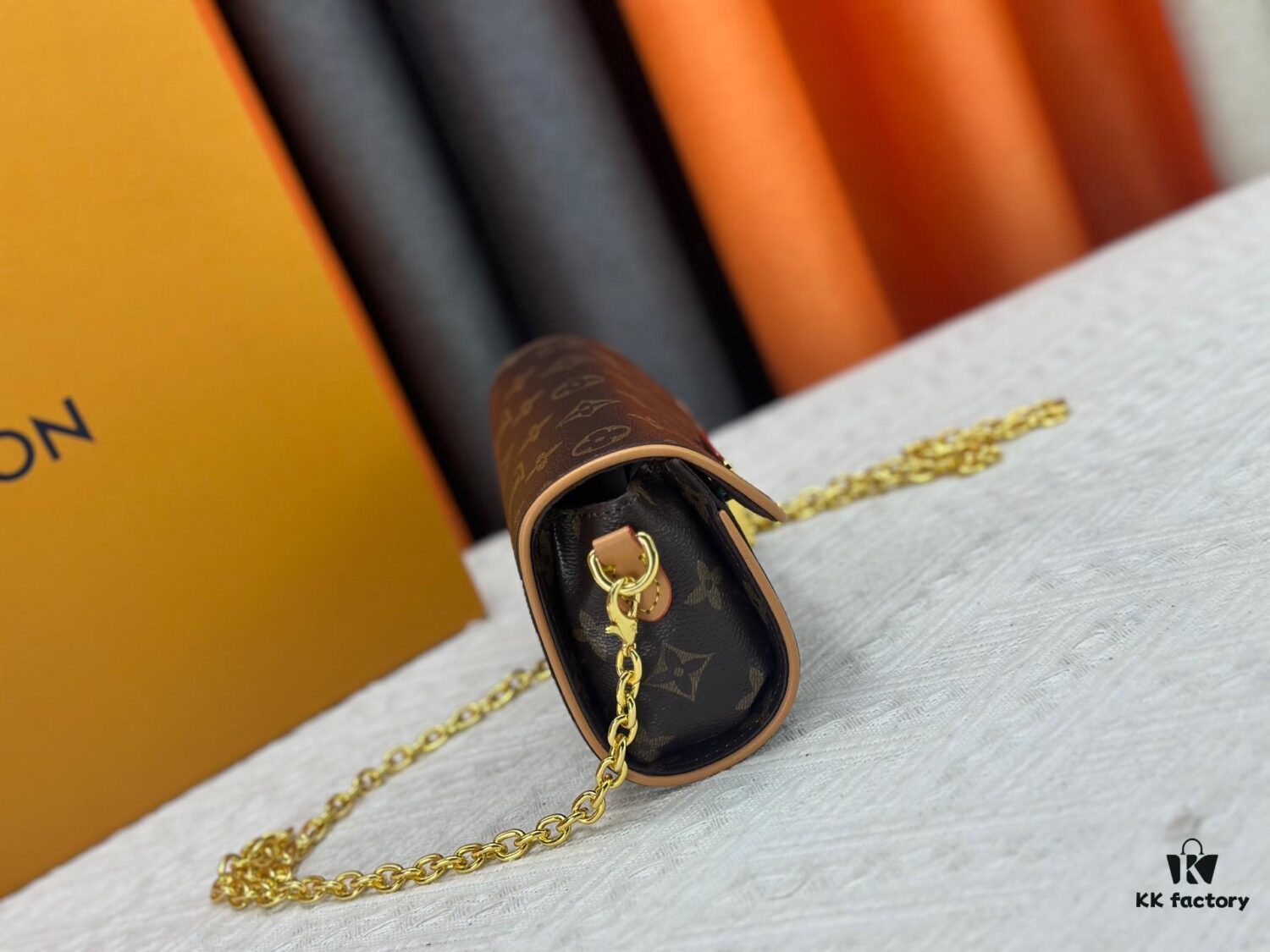 M13566 Pochette Camille Bag in Monogram Canvas