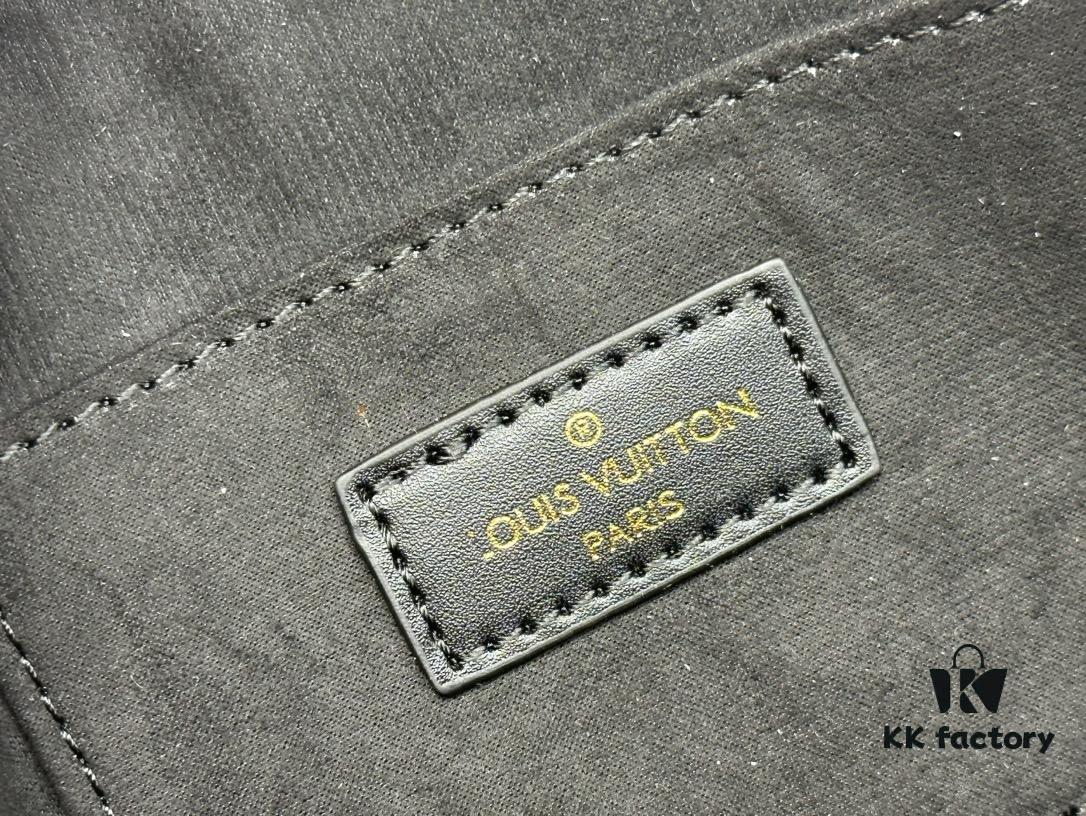 M12996 LV Half-Moon Double Zipper Handbag