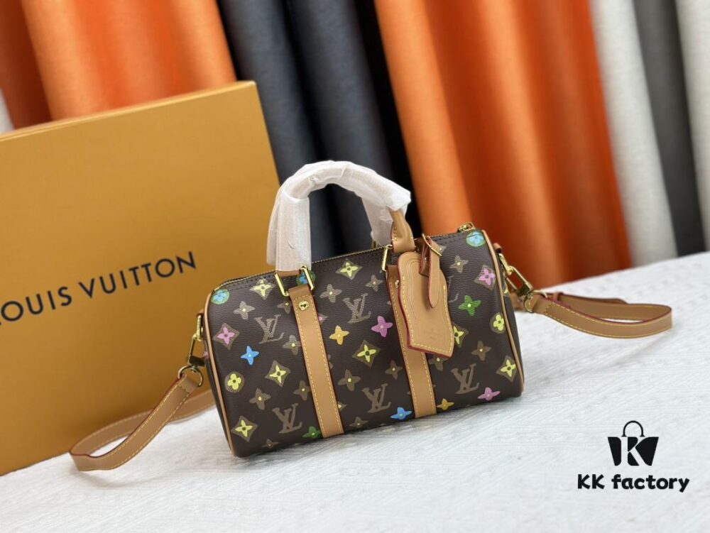 M24849 White Color Black Color Pillow Bag