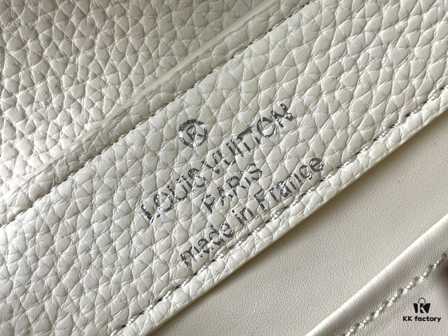 Upgraded Version M21754 LV x YK Capucines Mini Bag