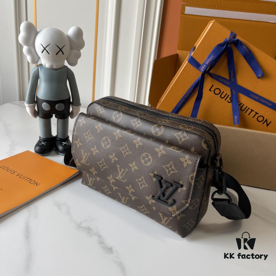 Upgraded 190 M22482 M22611 Latest Fastline Messenger Bag