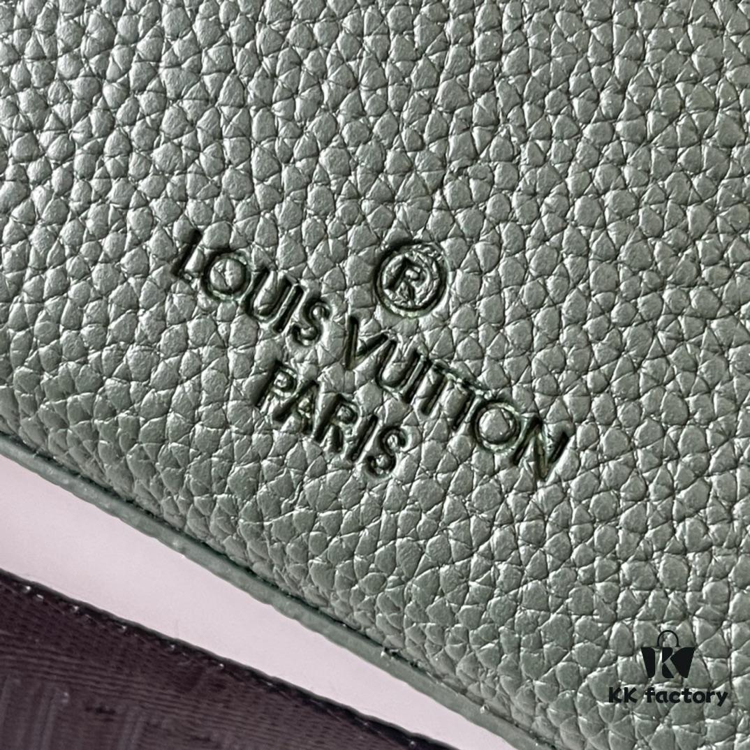 Upgraded 190 M22482 M22611 Latest Fastline Messenger Bag in Soft Cowhide Leather