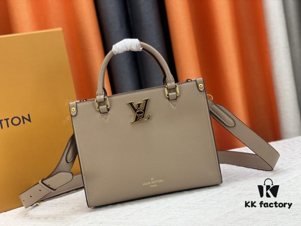M22311 Black M23637 Beige Top-Quality Original Order This Lock & Go Handbag Expresses Contemporary Style Through Fashion-Forward Design and Refined Details