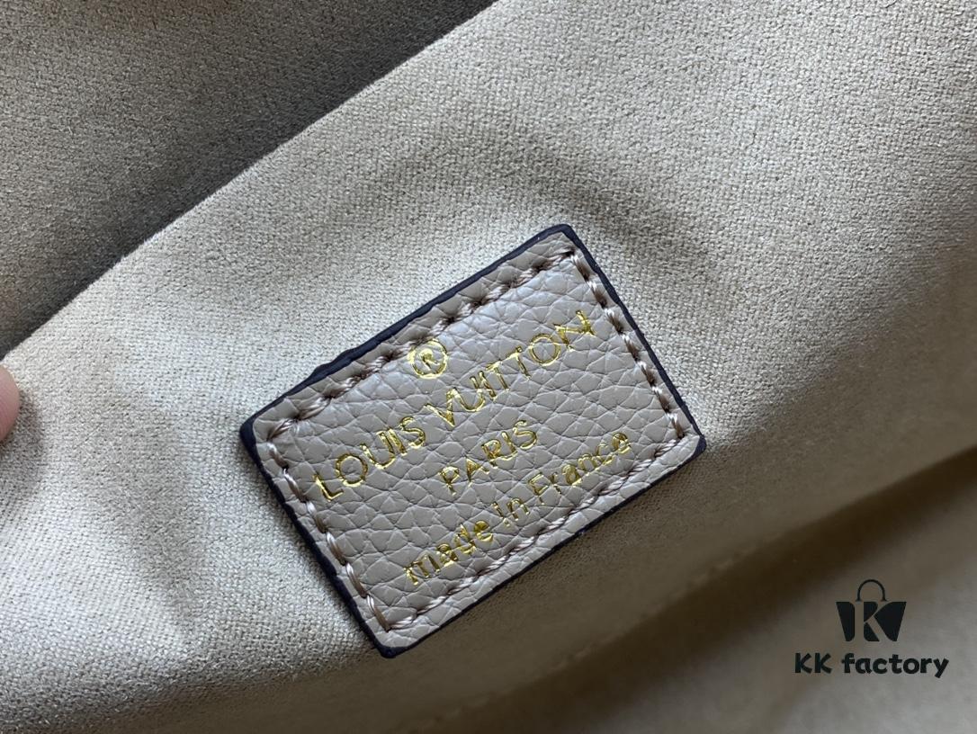 M22311 Black M23637 Beige Top-Quality Original Order This Lock & Go Handbag Expresses Contemporary Style Through Fashion-Forward Design and Refined Details