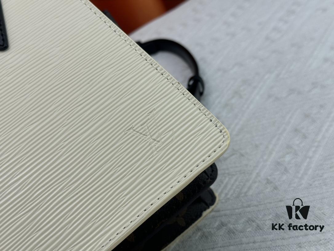 Louis Vuitton Women's Bag Fall/Winter 2024 Model M11789