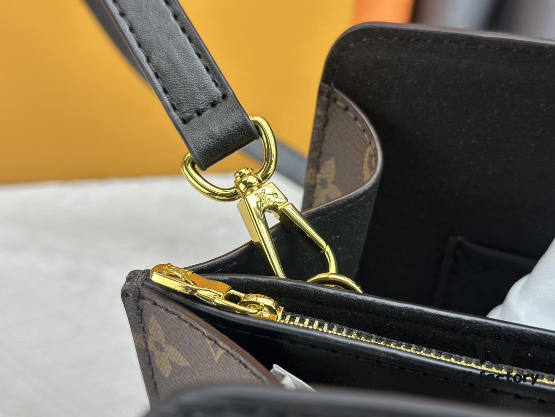 Louis Vuitton Women's Bag Fall/Winter 2024 Model M11789