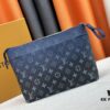 New Arrival 'Louis Vuitton' Handheld Clutch Bag 💼 M11545 Blue LOUIS VUITTON Pochette Voyage Letter Logo Zip Closure Leather Unisex Men's and Couples Bag in Multiple Colors