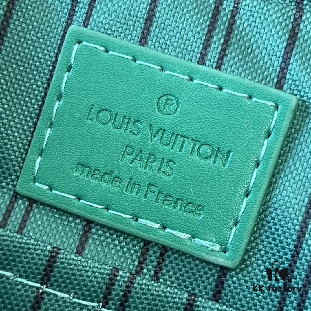 Upgraded M12766 M69443 M45320 New Men's Bag Triple Set Messenger Bag Series