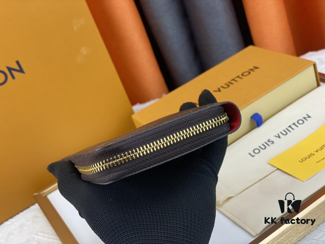 M81630. 👏👏Vivienne Holidays 2022 Collection Limited Edition Zippy Single Compartment Wallet, Showcasing Louis Vuitton's Travel Heritage