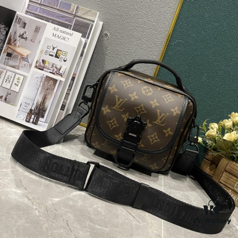 Upgraded M46973 Vintage Flower, Black Flower Quest Messenger Bag