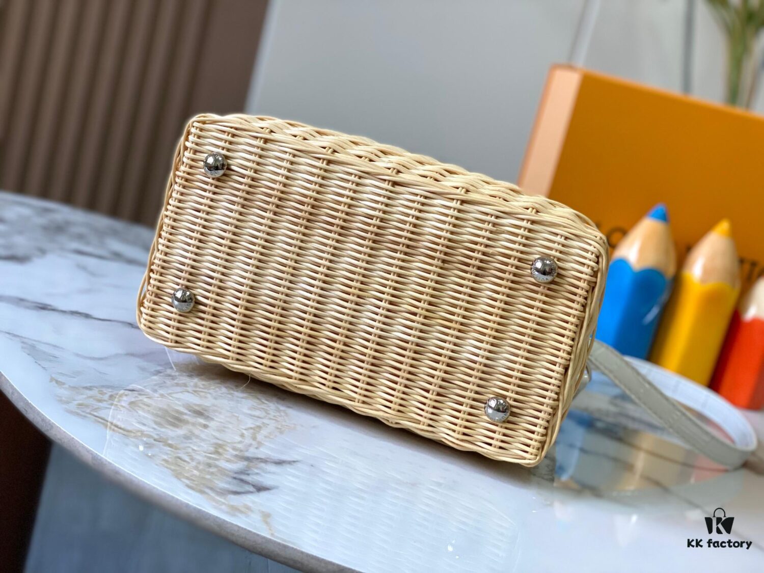 Upgraded M11619 Crocodile-Texture Capucines BB Bag