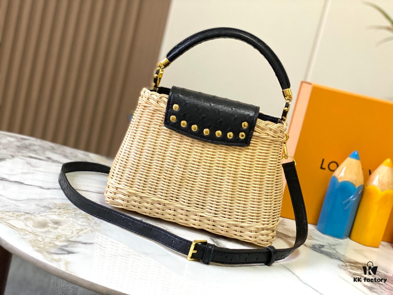 Upgraded M11618 Ostrich Texture Capucines BB Handbag