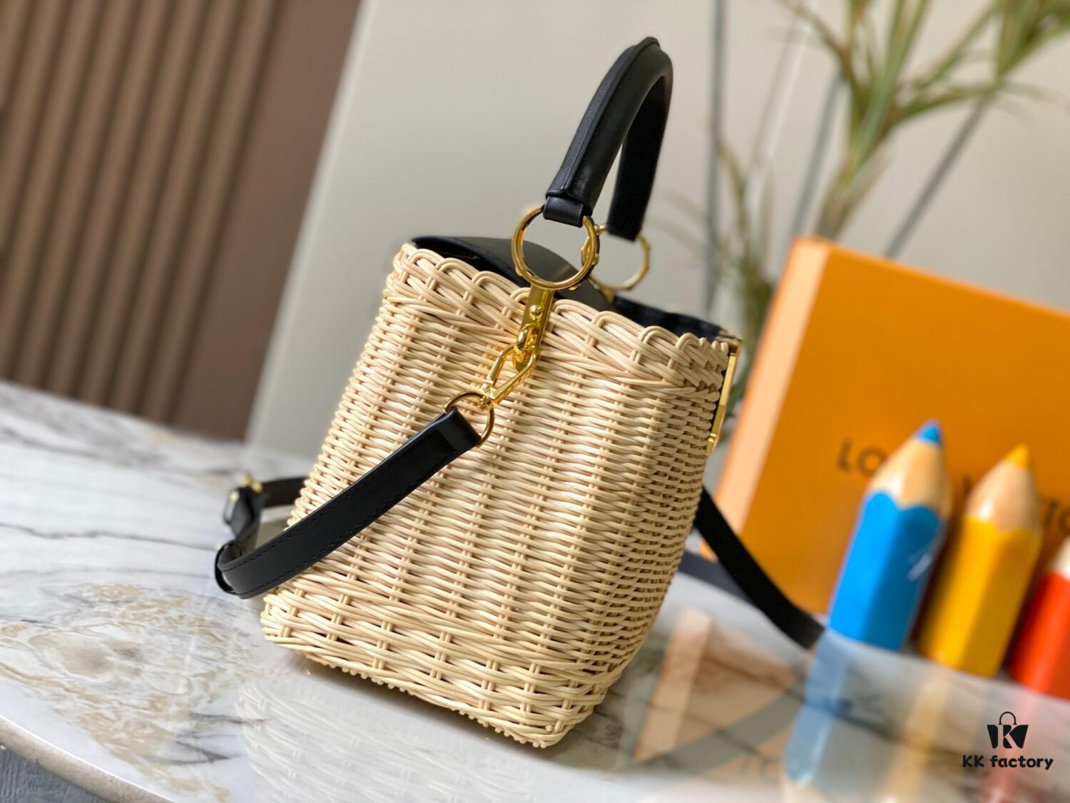 Upgraded M11617 CapucinesBB Bag