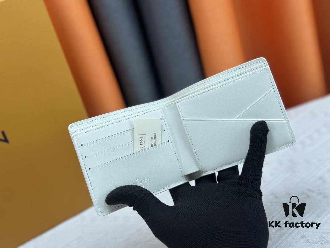 MULTIPLE Wallet M83380 White Short Wallet