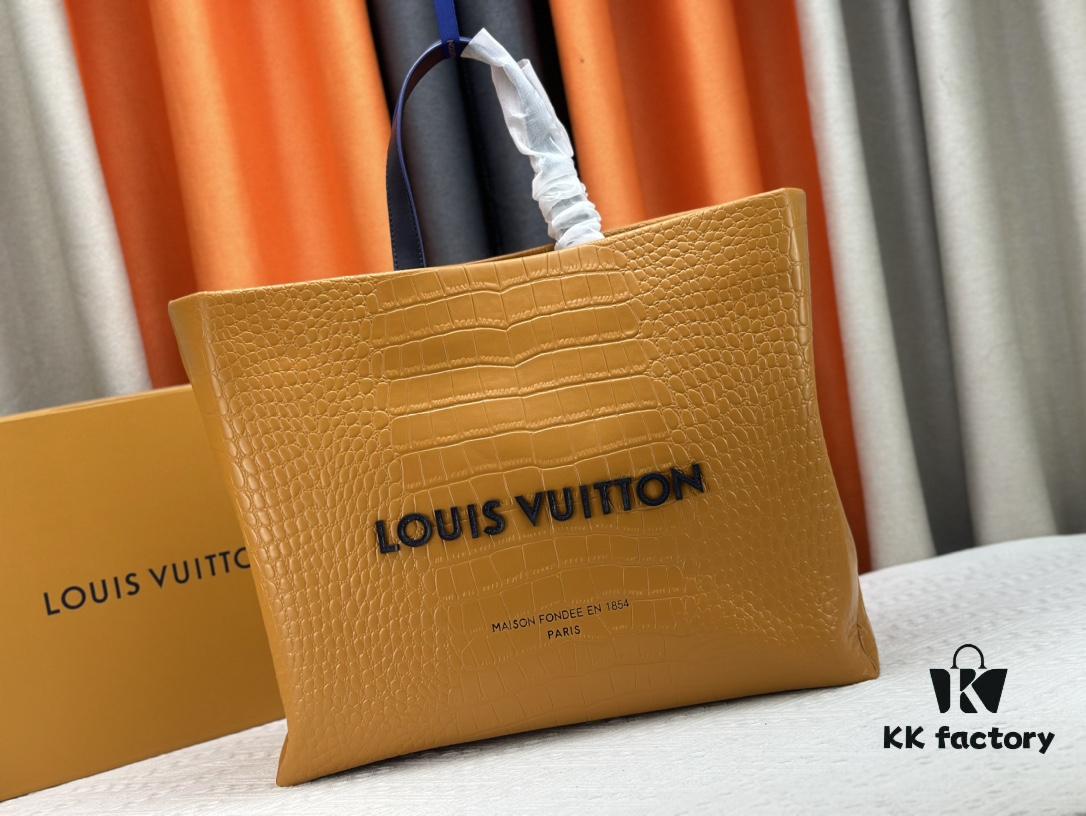 M24457 This Shopper Medium Bag Draws Inspiration from Louis Vuitton's Shopping Tote