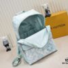 Upgraded Version DU SHI JIA PAI M22519 Green Louis Vuitton 2023 New Men's DISCOVERY Monogram Water Drop Small Backpack LV Graffiti Backpack, Versatile Styling, High-Capacity Daily Travel Essential