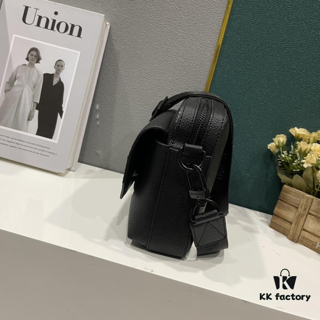 Upgraded Latest Model M22482 M22611 Fastline Messenger Bag in Soft Cow Leather