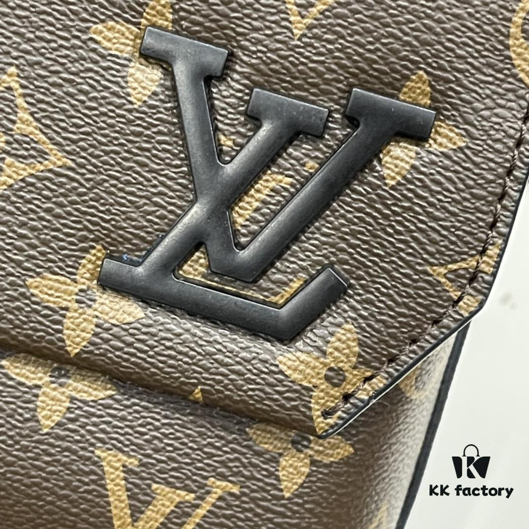 Upgraded Latest Model M22482 M22611 Fastline Messenger Bag in Soft Cow Leather