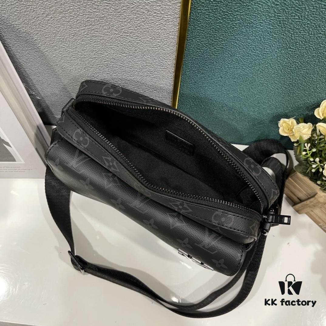 Upgraded M22482 M22611 Latest Fastline Messenger Bag in Soft Cow Leather