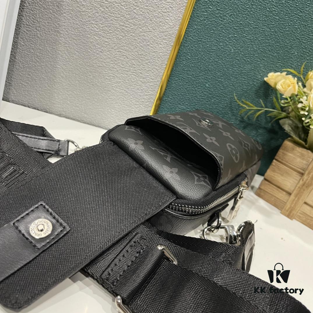 Upgraded Version! Latest Release! M81321 M81323 M81005 Black Grey Floral, Black Embossed, Grey Embossed FLAP DOUBLE Phone Bag — A Capsule Collection by Japanese Designer and DJ Nigo in Collaboration with Virgil Abloh for Louis Vuitton. This Flap Double phone bag features a black-silver two-tone flap, messenger-style design, adjustable shoulder strap, ideal for carrying smartphones and small daily essentials.