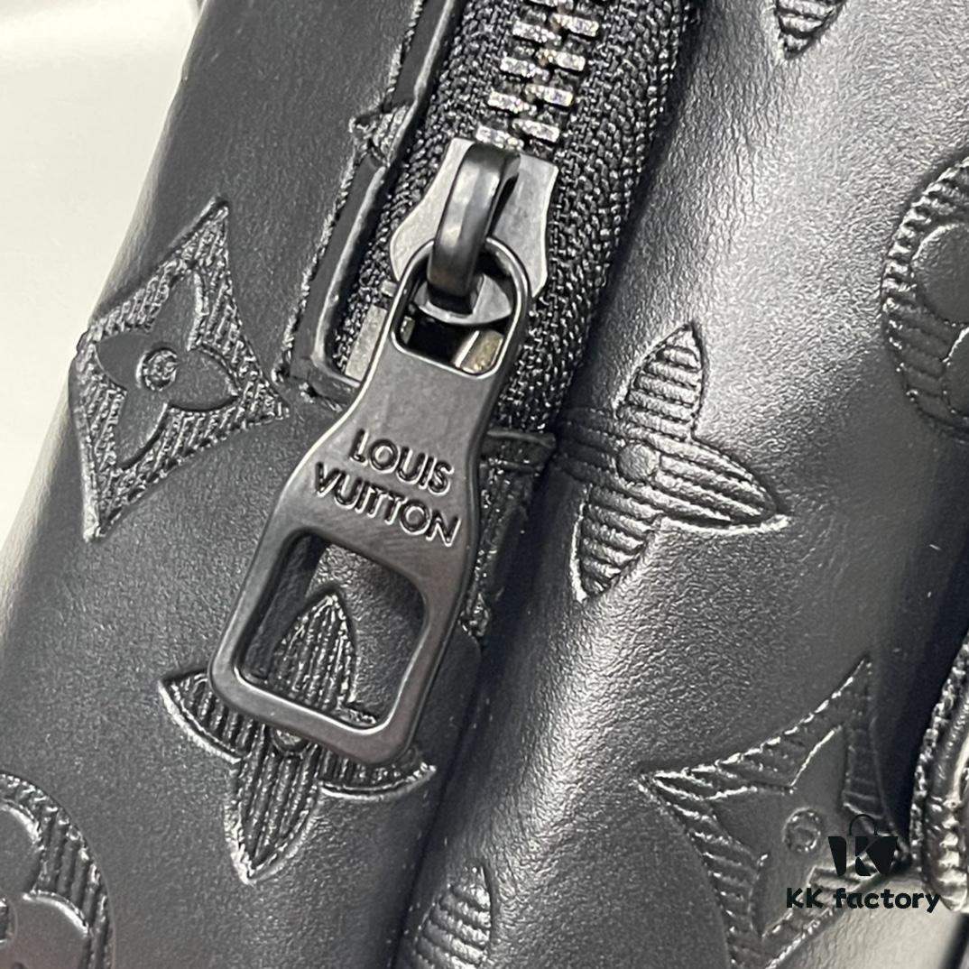 Upgraded Version! Latest Release! M81321 M81323 M81005 Black Gray Floral, Black Embossed, Gray Embossed FLAP DOUBLE Phone Bag — A Collaboration Between Japanese Designer and DJ Nigo and Virgil Abloh for the NIGO® x Louis Vuitton Capsule Collection. This Flap Double phone bag features a black-silver two-tone design with a flap-style messenger silhouette, ideal for carrying your phone and daily essentials.